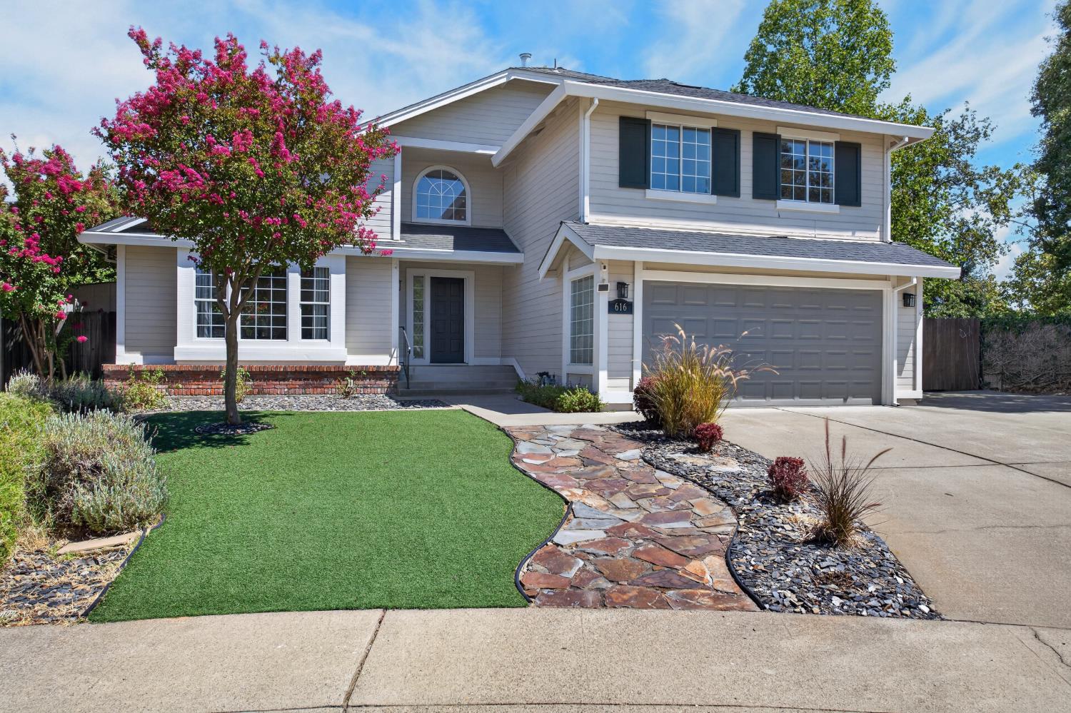 616 Cardigan Court — photo