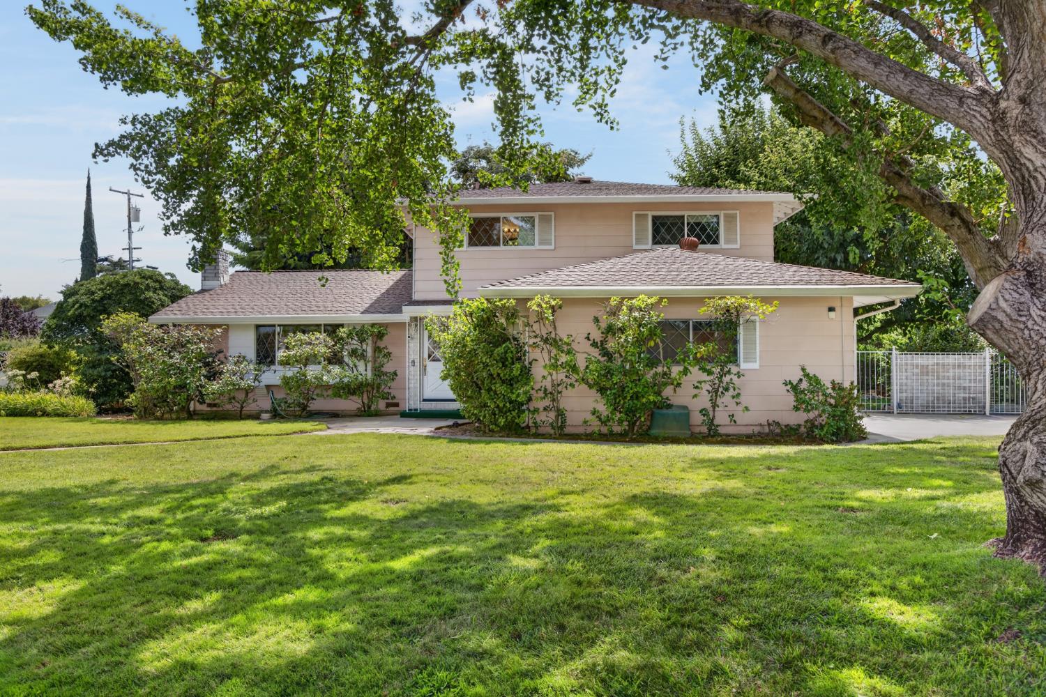 1390 Kelleen Drive — photo