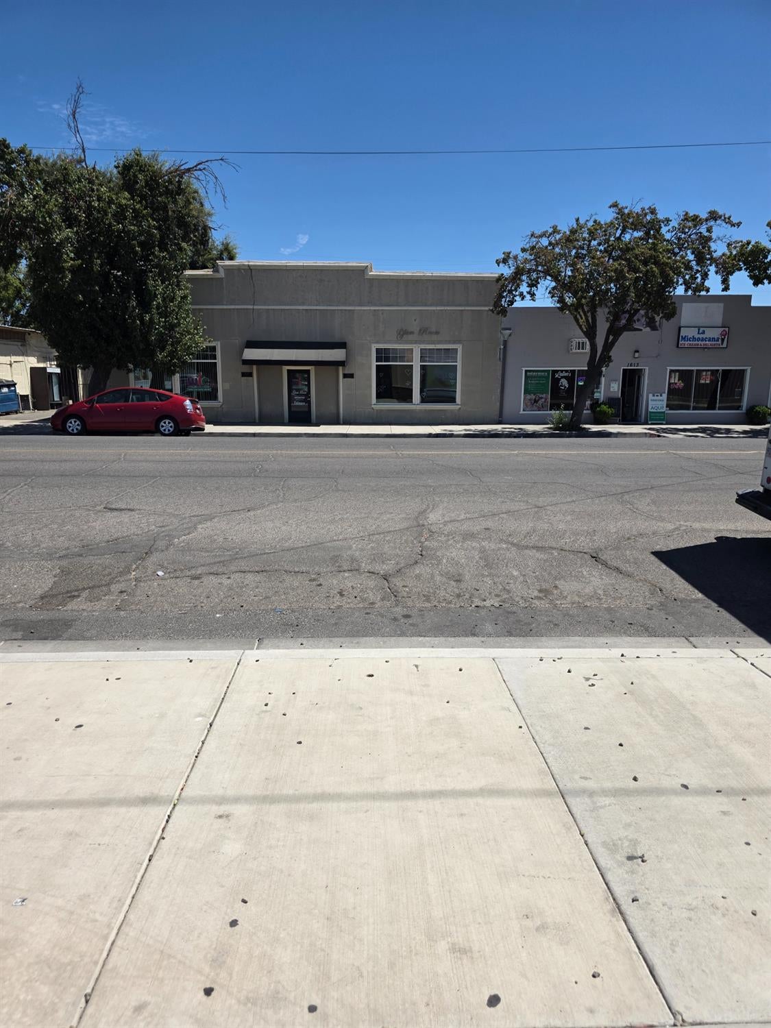 1607 Center — photo