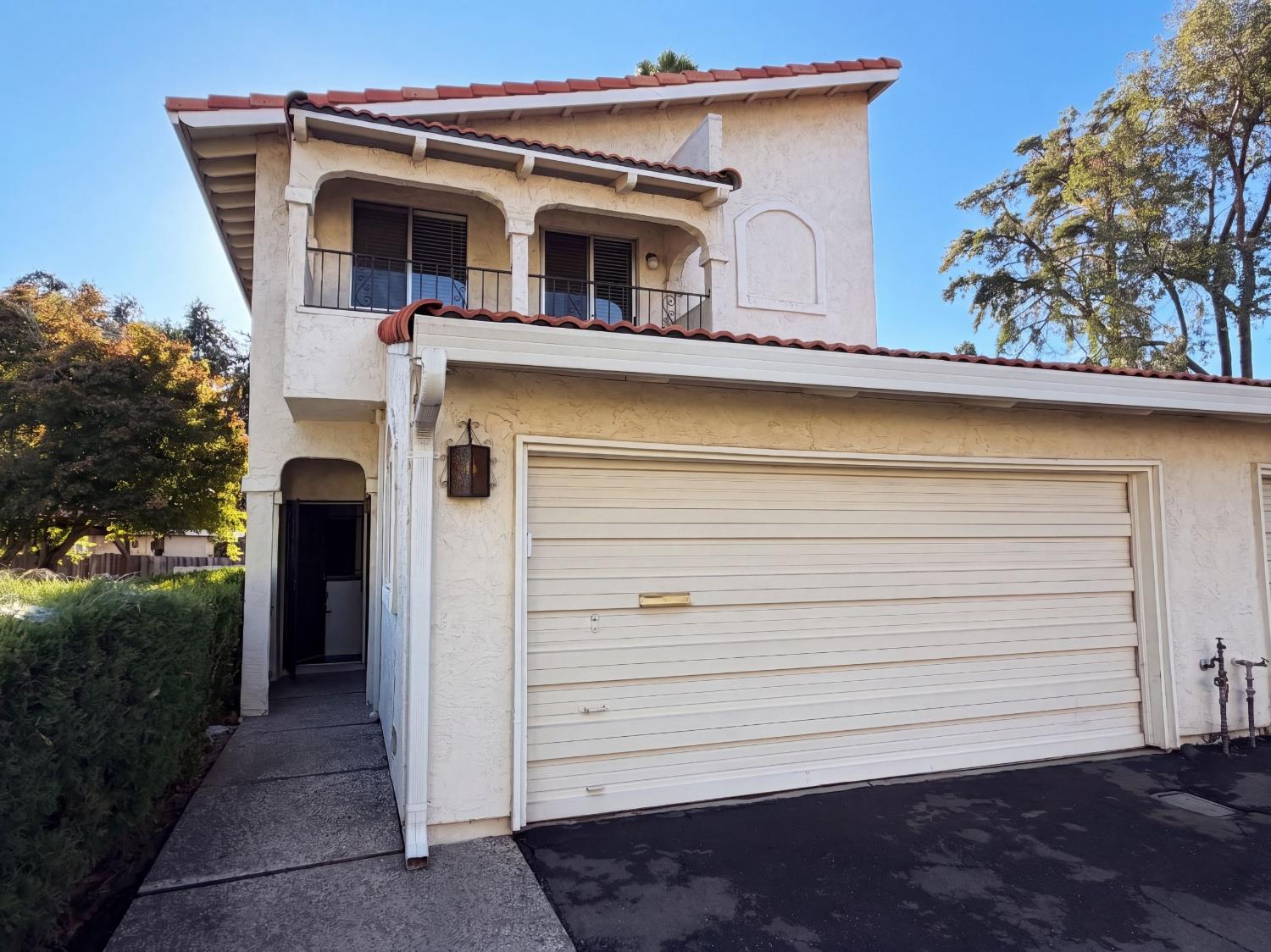 7318 Villa Del Sol Lane — photo