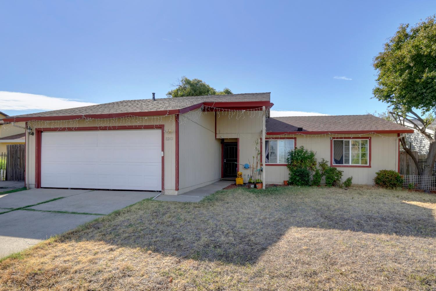 8262 Lockborne Drive — photo