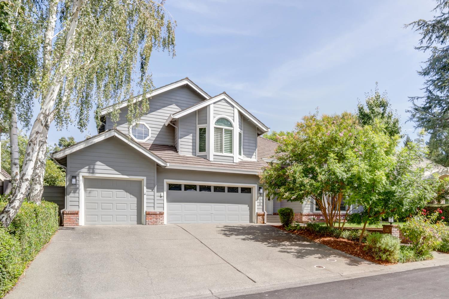 7713 S Cove Drive — photo