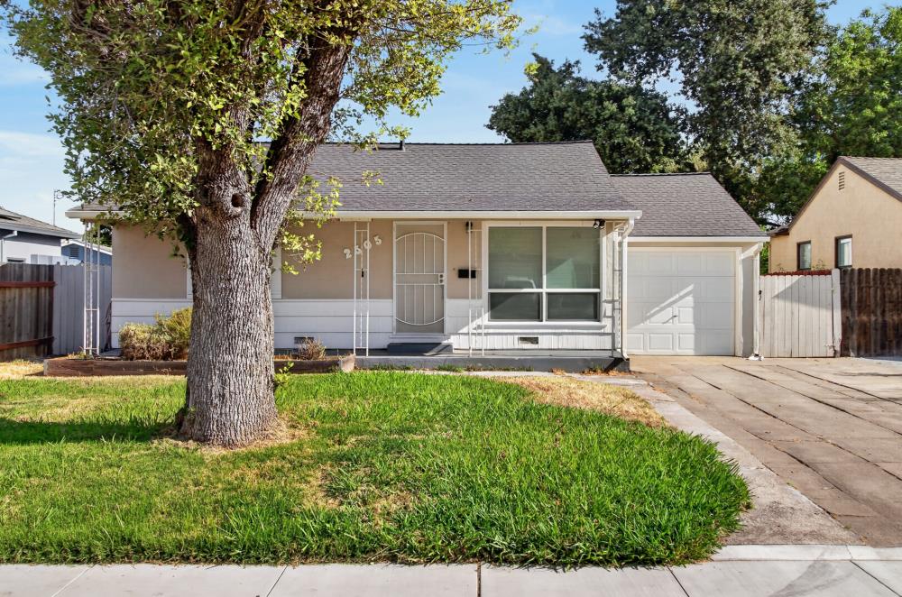 2505 23rd Avenue — photo