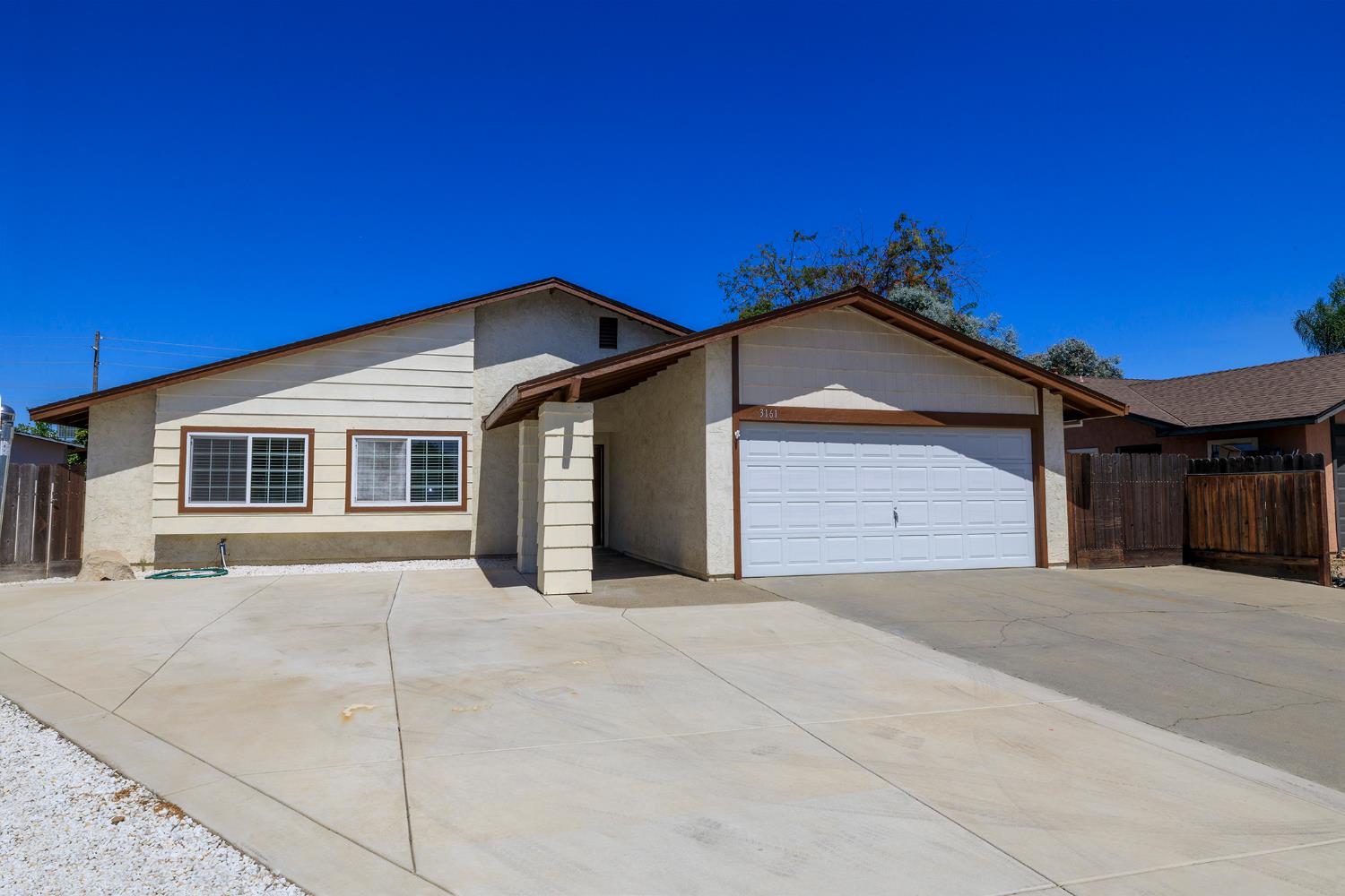 3161 Linfield Court — photo