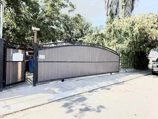 1305 Mayette Avenue — photo