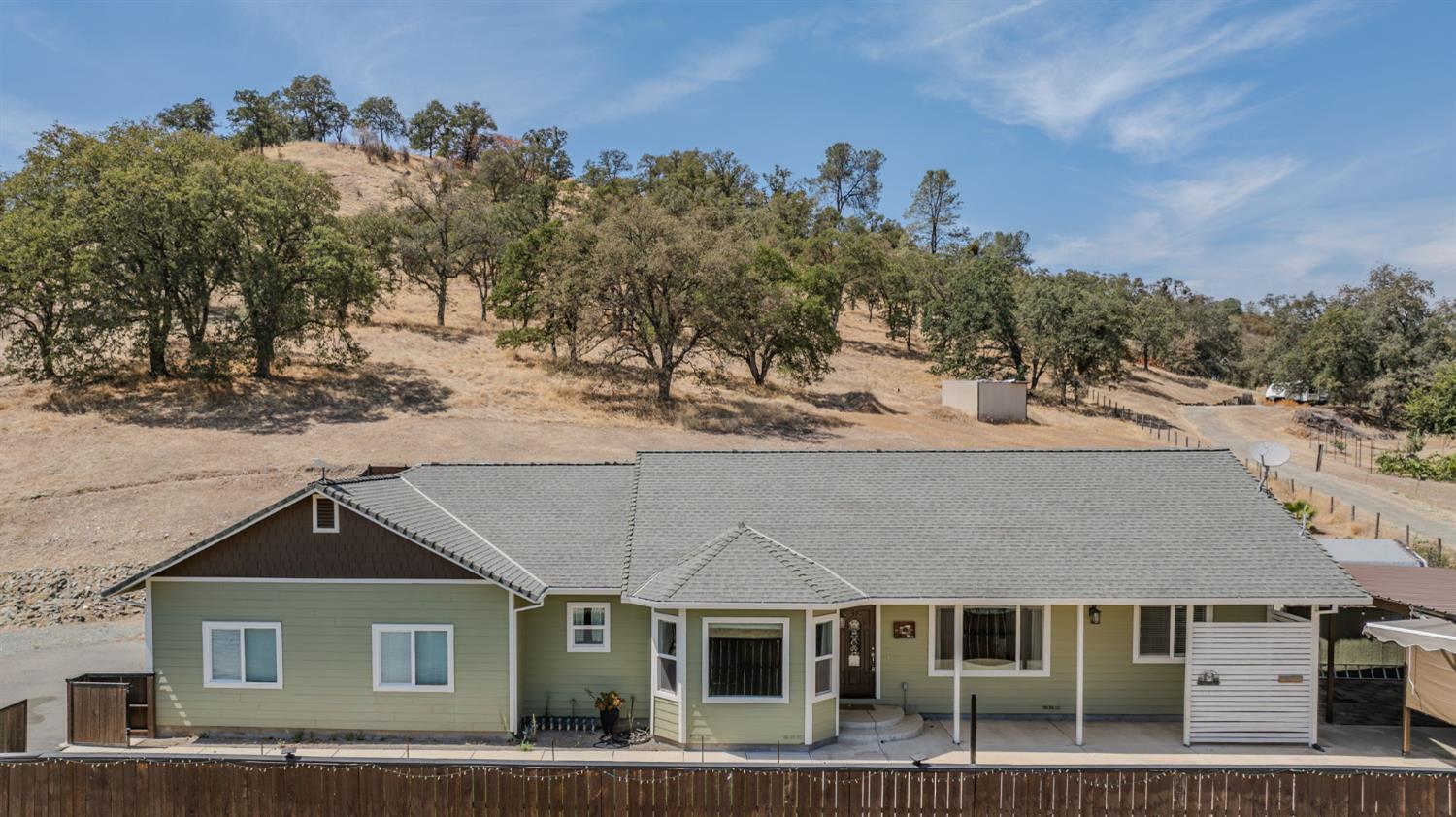 2496 Danaher Drive — photo