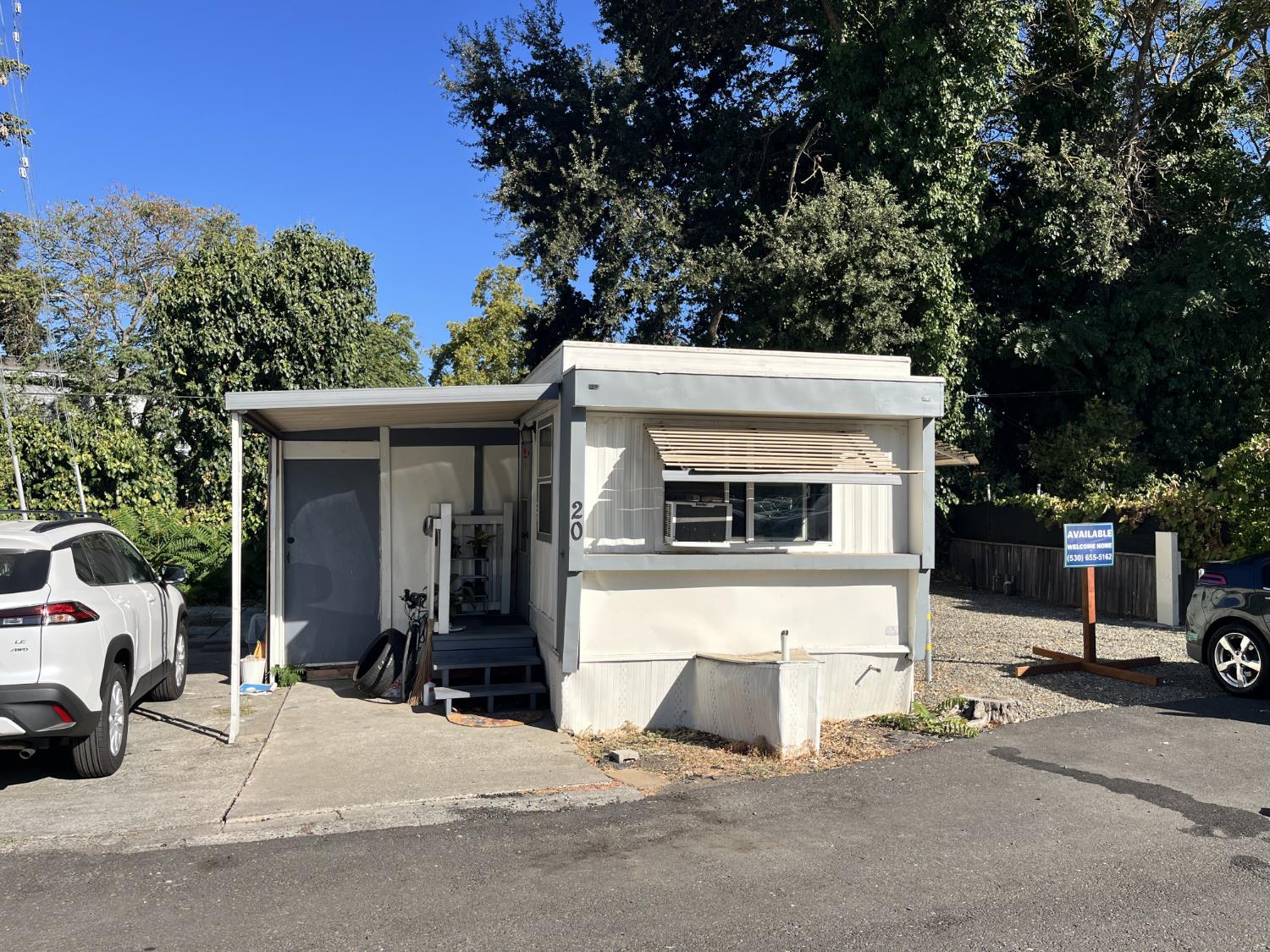 1027 Olive Drive 20 — photo