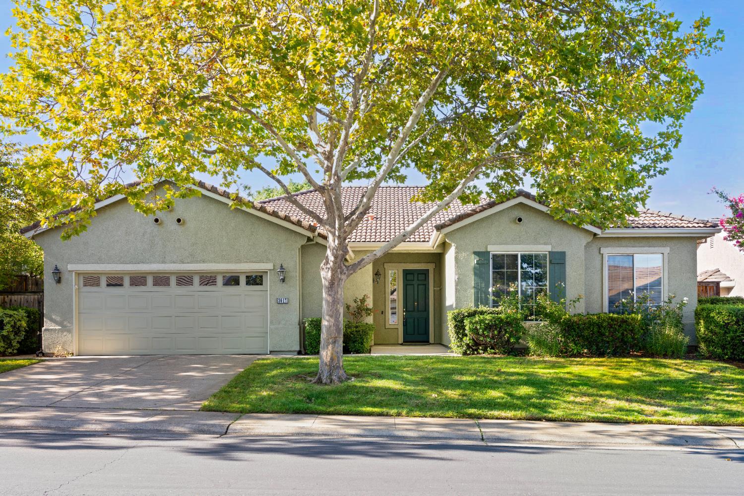 3017 Crestwood Way — photo