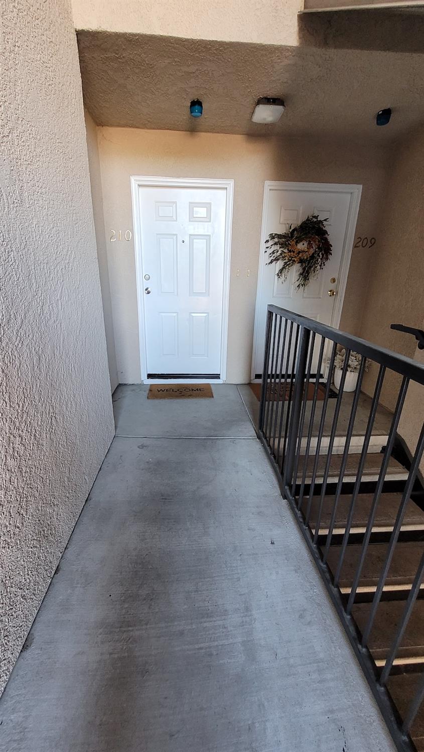 565 Peerless Way #210, Tracy, CA 95376 — photo 3