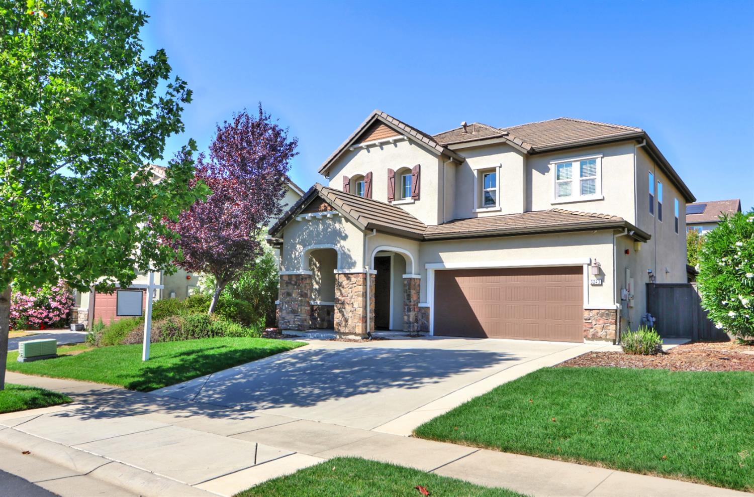 3243 Haskell Way — photo