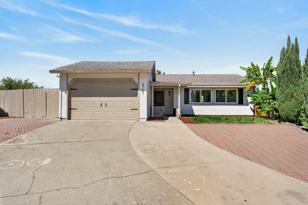 5701 Mount Shasta Court — photo