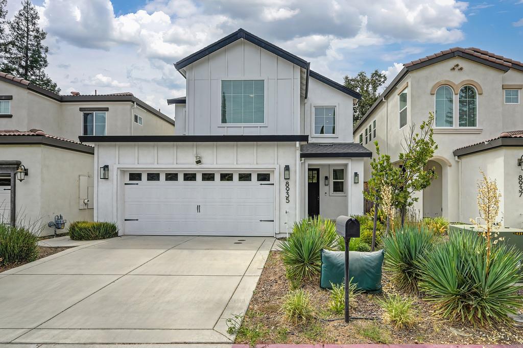 8935 Fair Oaks Boulevard — photo
