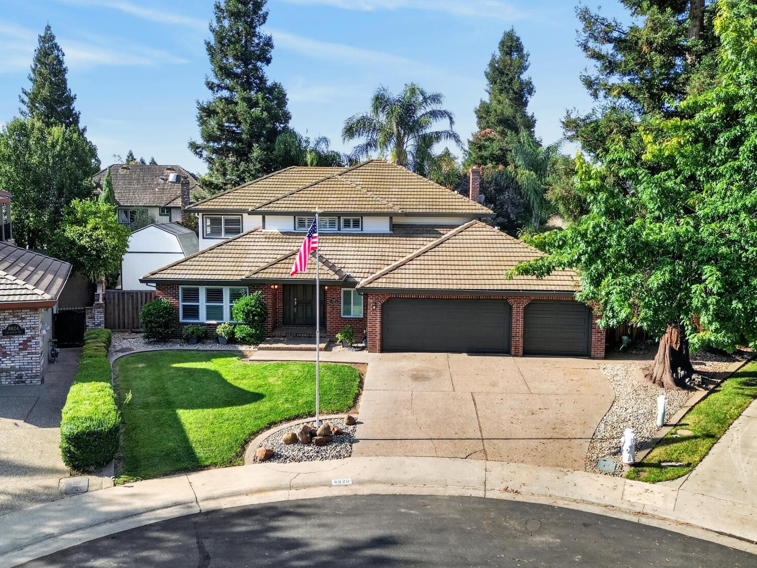 8820 San Badger Way — photo
