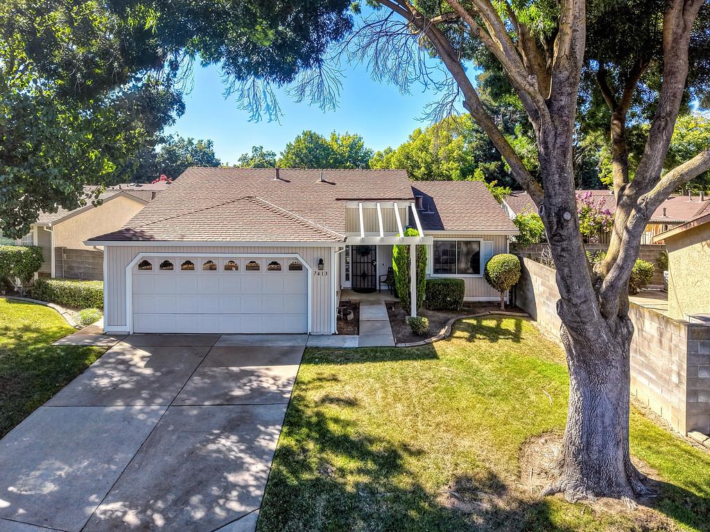 7413 Sunny Meadows Lane — photo
