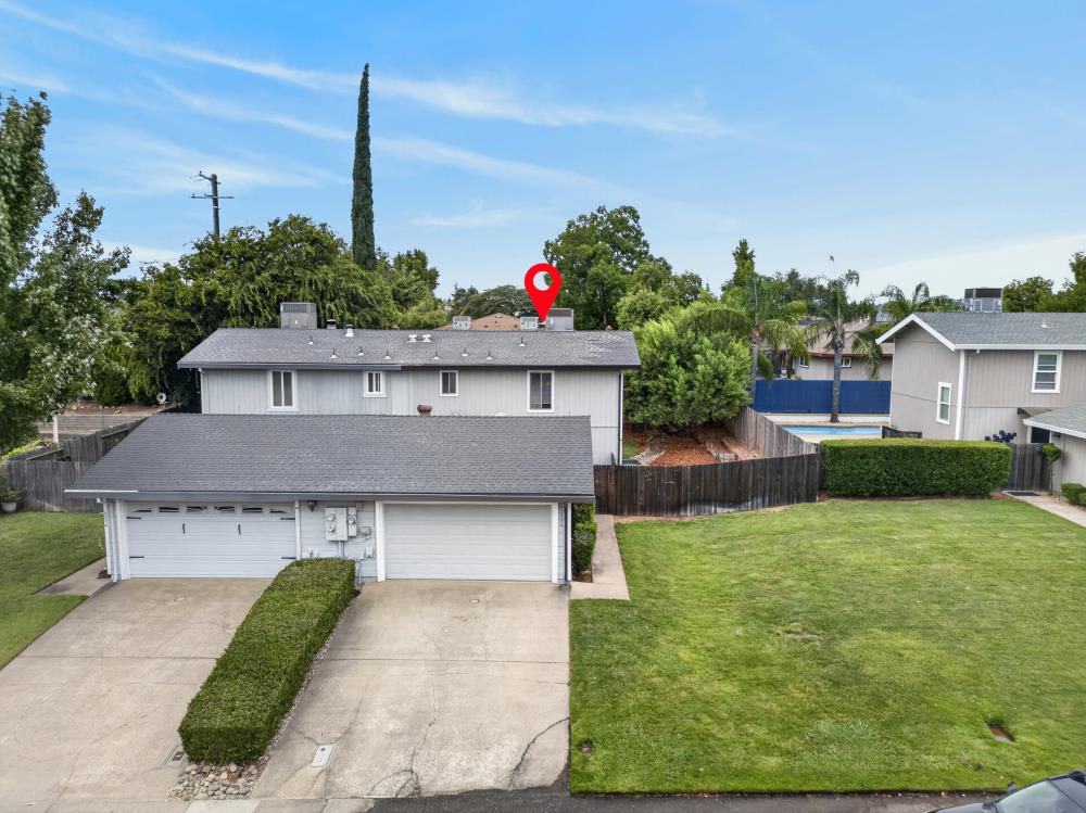 6090 Woodside Drive — photo