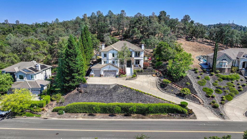 3510 Brittany Way — photo