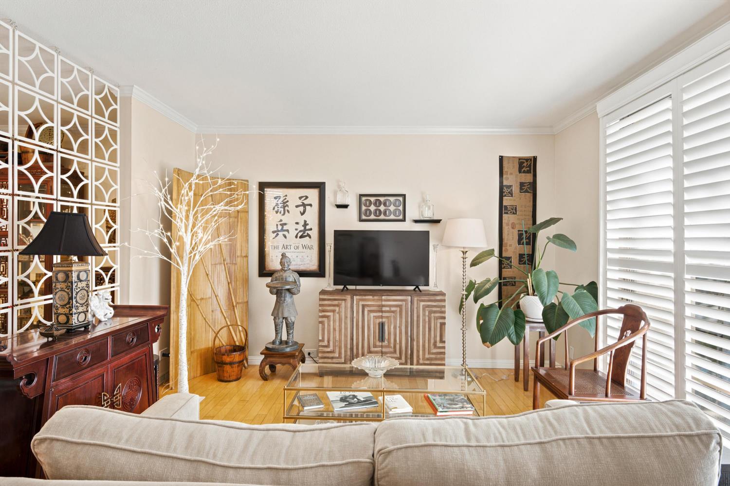 2254 Woodside Lane 6 — photo 3