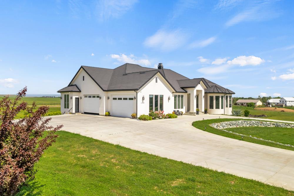 12201 Vineyard Hill Court — photo