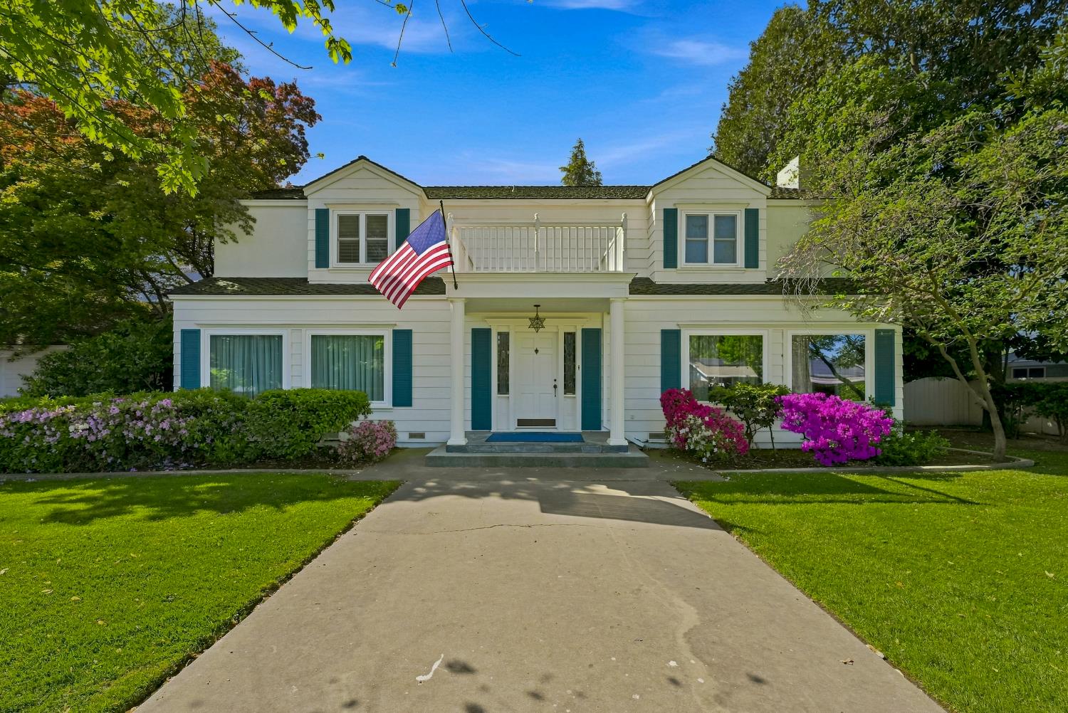 1012 Wyoming Drive — photo