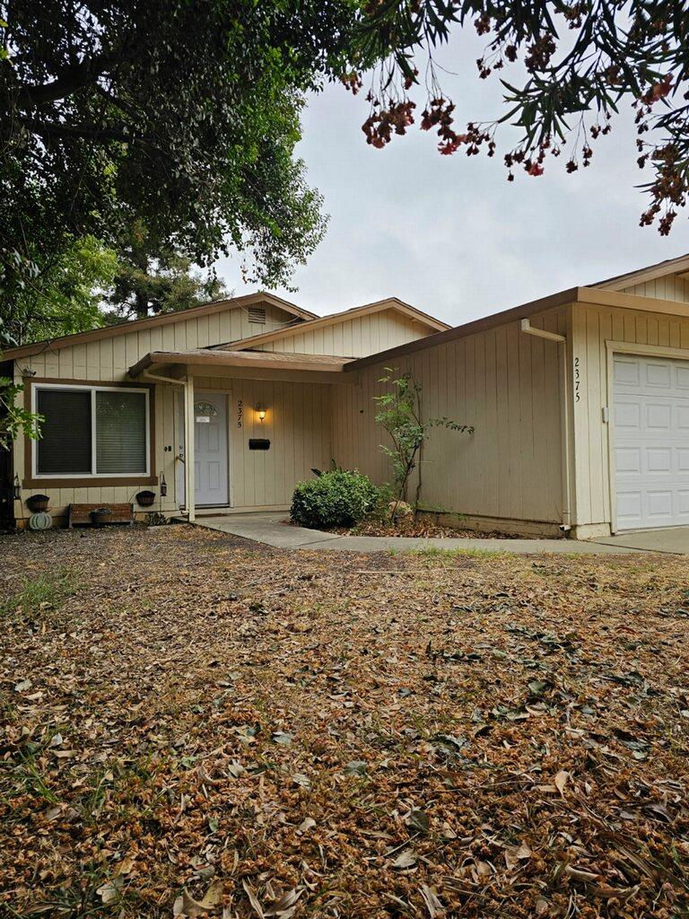 2375 Birch Street — photo