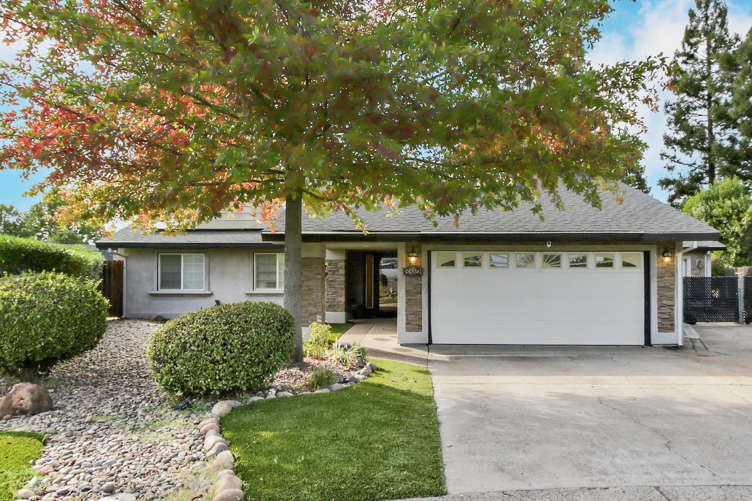 8421 Arcaro Court — photo