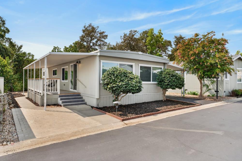 3765 Grass Valley Highway 23 — photo