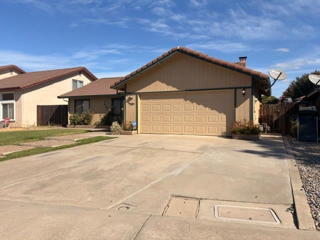 1191 Dronero Way — photo