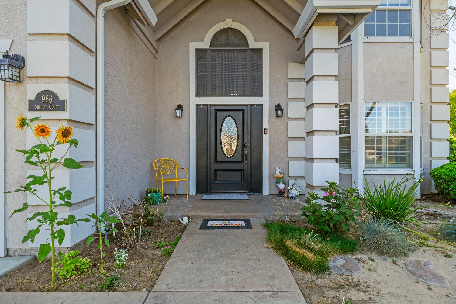 966 Shelly Court, Ripon, CA 95366 — photo 2
