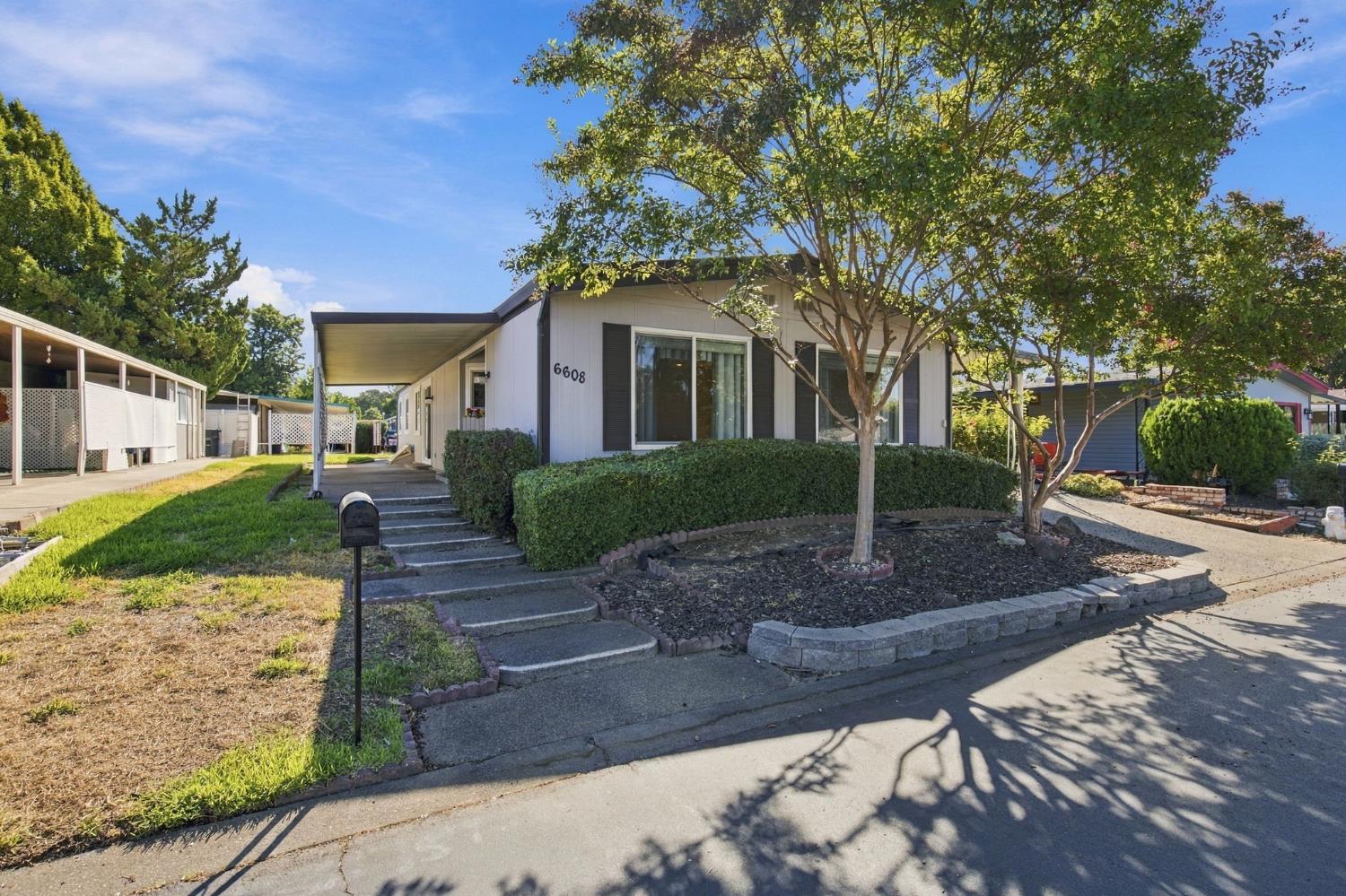 6608 Galaxy Court — photo