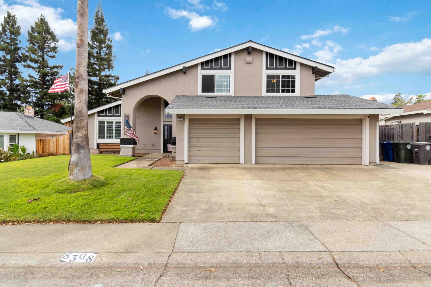 8308 Canyon Oak Drive — photo