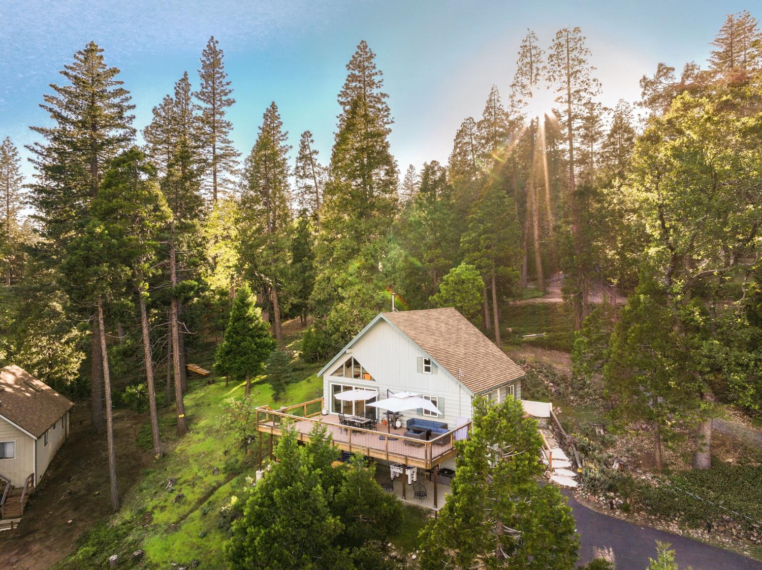 1622 Anna Lee Way — photo