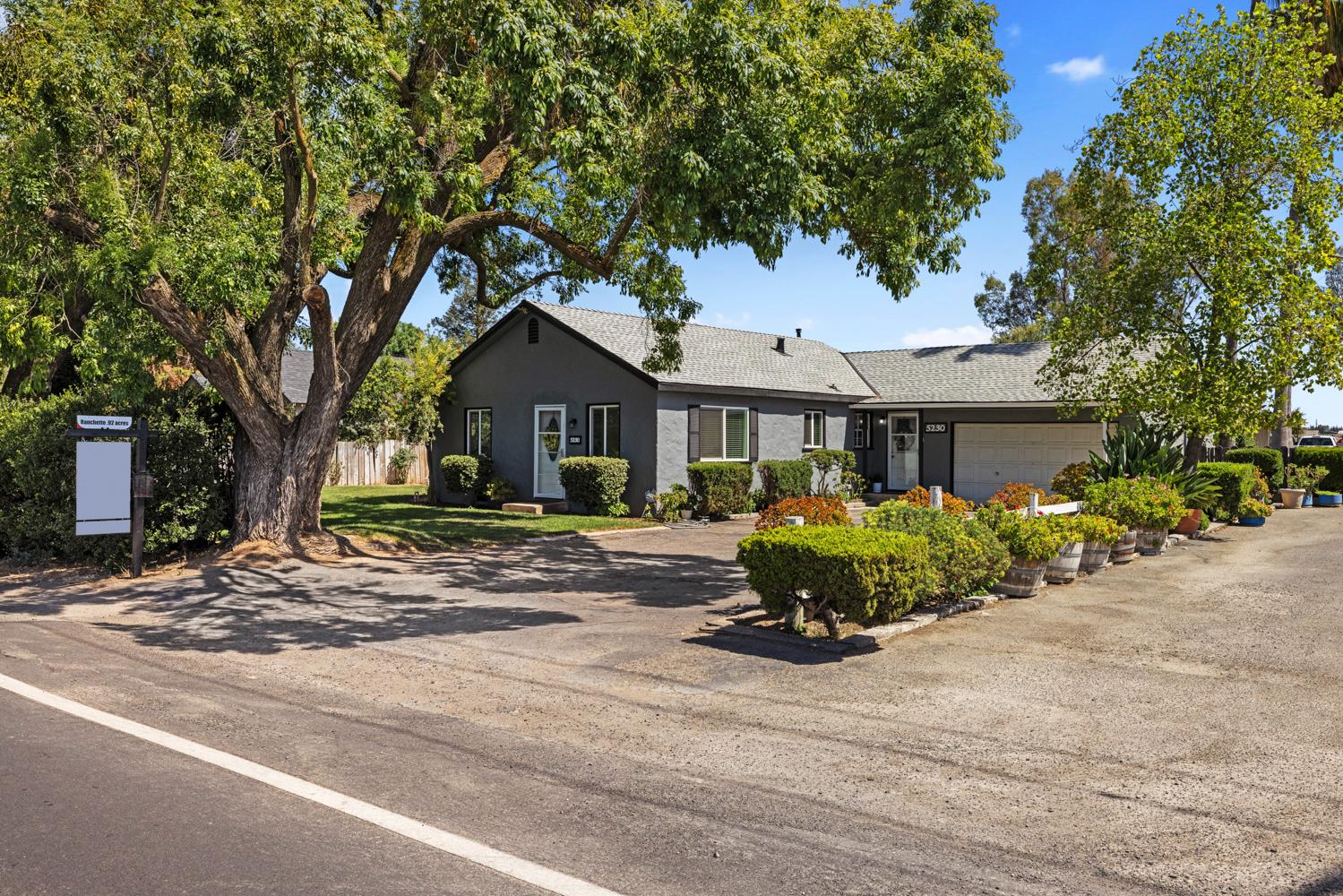 5230 Roselle Avenue, Modesto, CA 95357 — photo 2