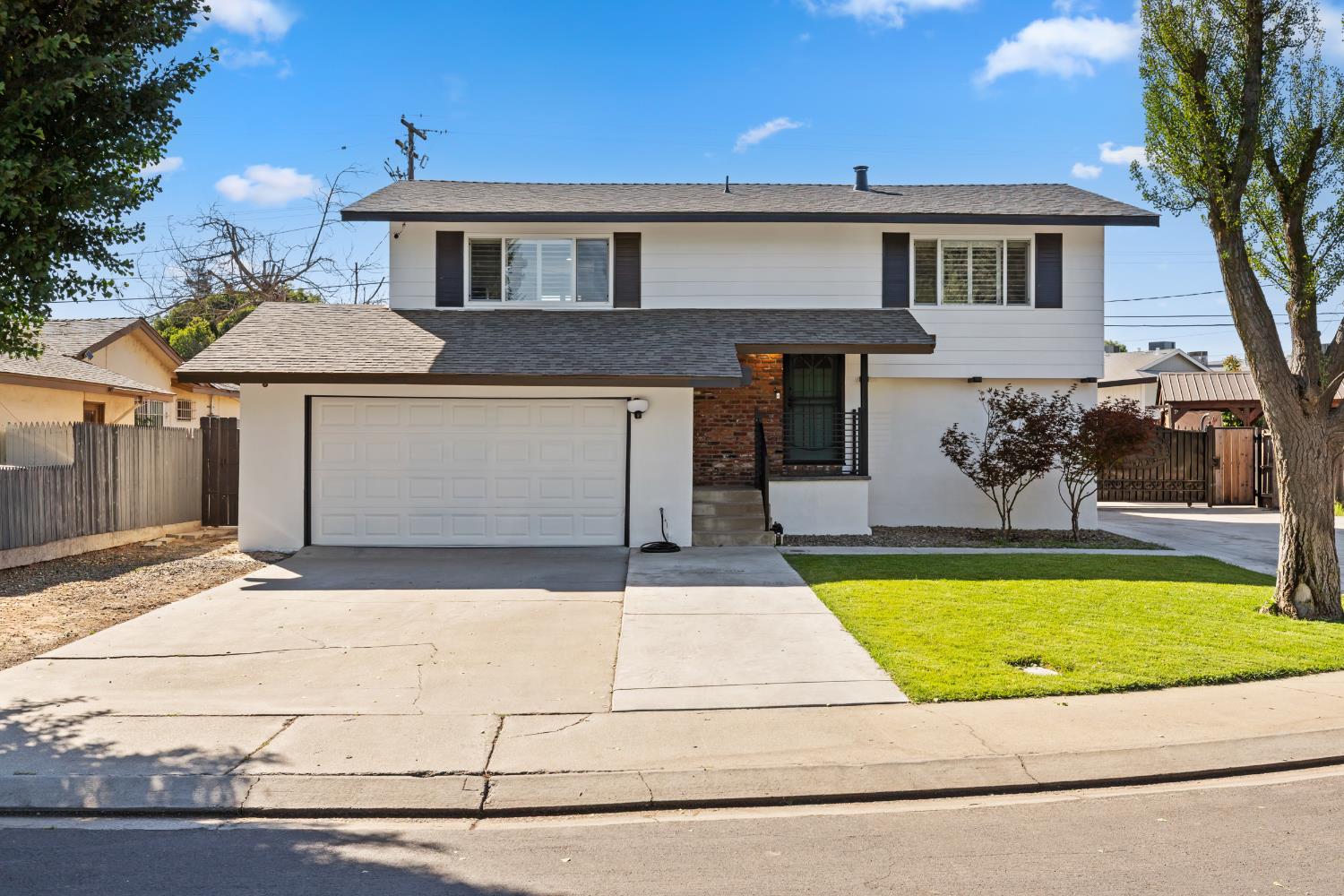 632 Lenore Drive — photo