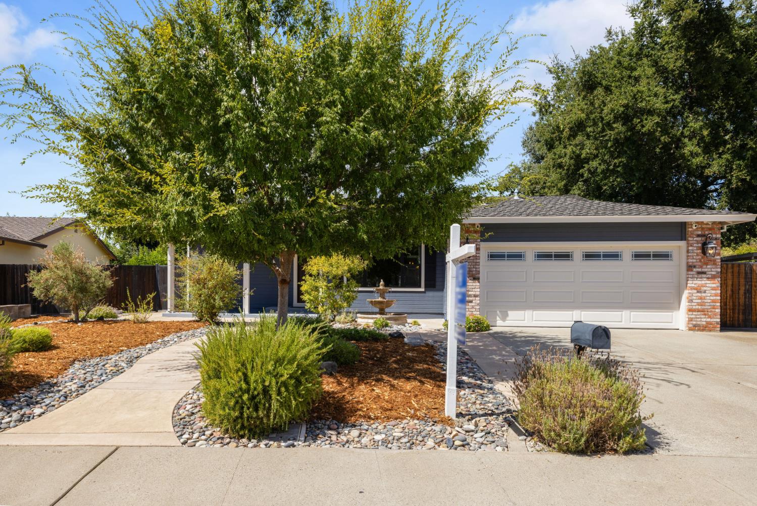 6762 Starboard Way — photo