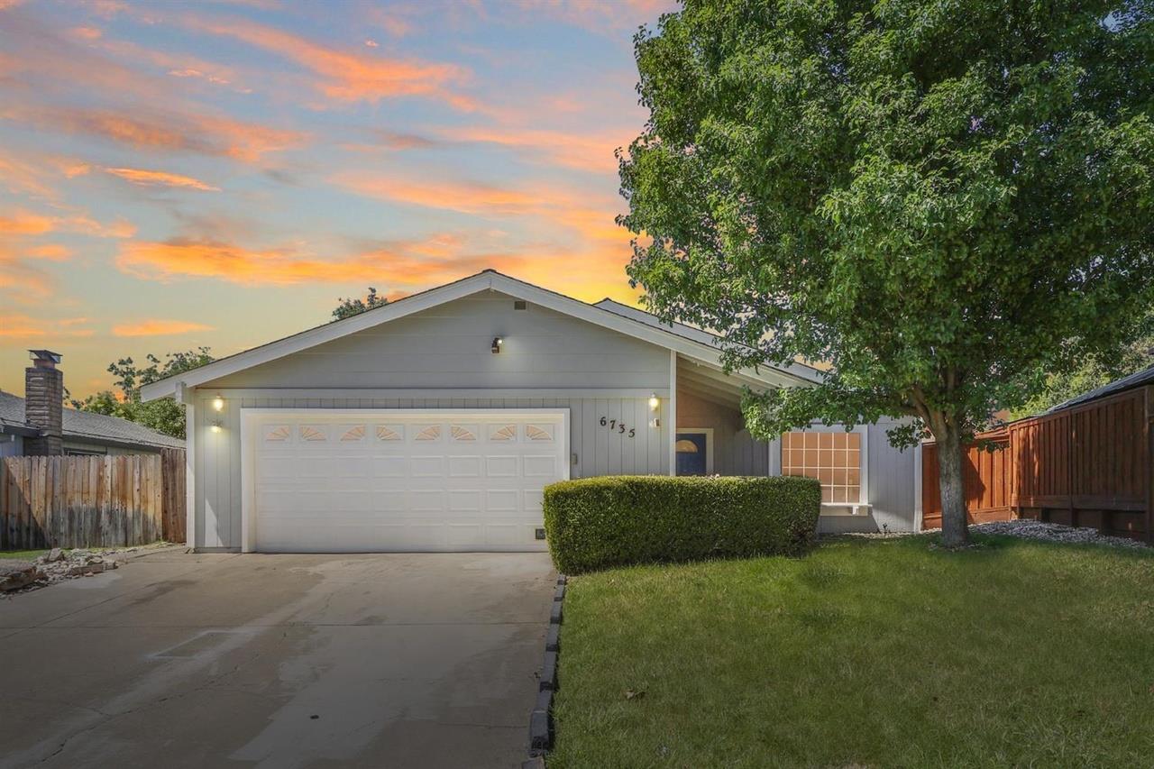 6735 Old Oak Court — photo