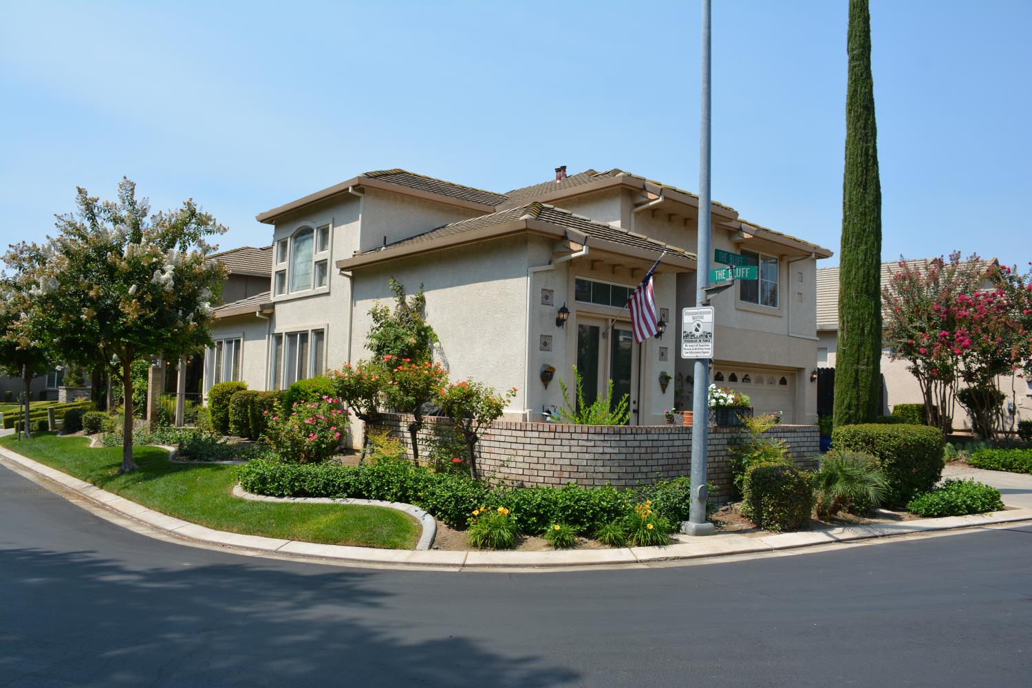 417 The Bluff, Modesto, CA 95355 — photo 2