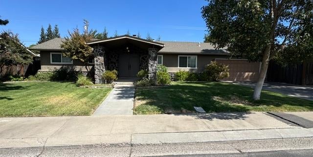 3404 Polaris Street — photo