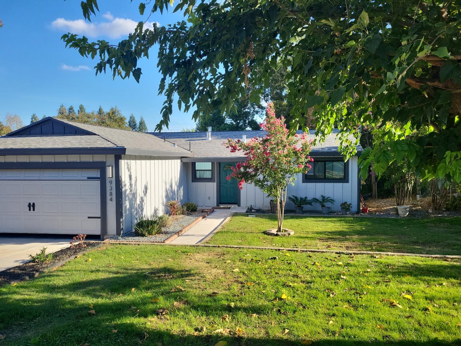 9384 Golden Gate Avenue — photo