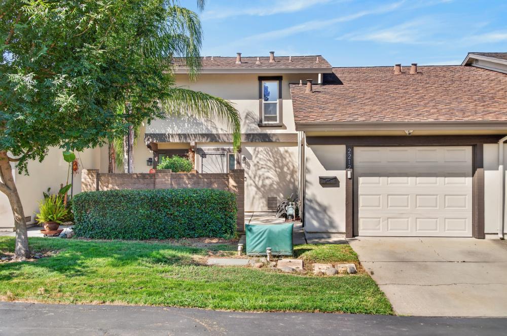 2212 Sundale Dr — photo