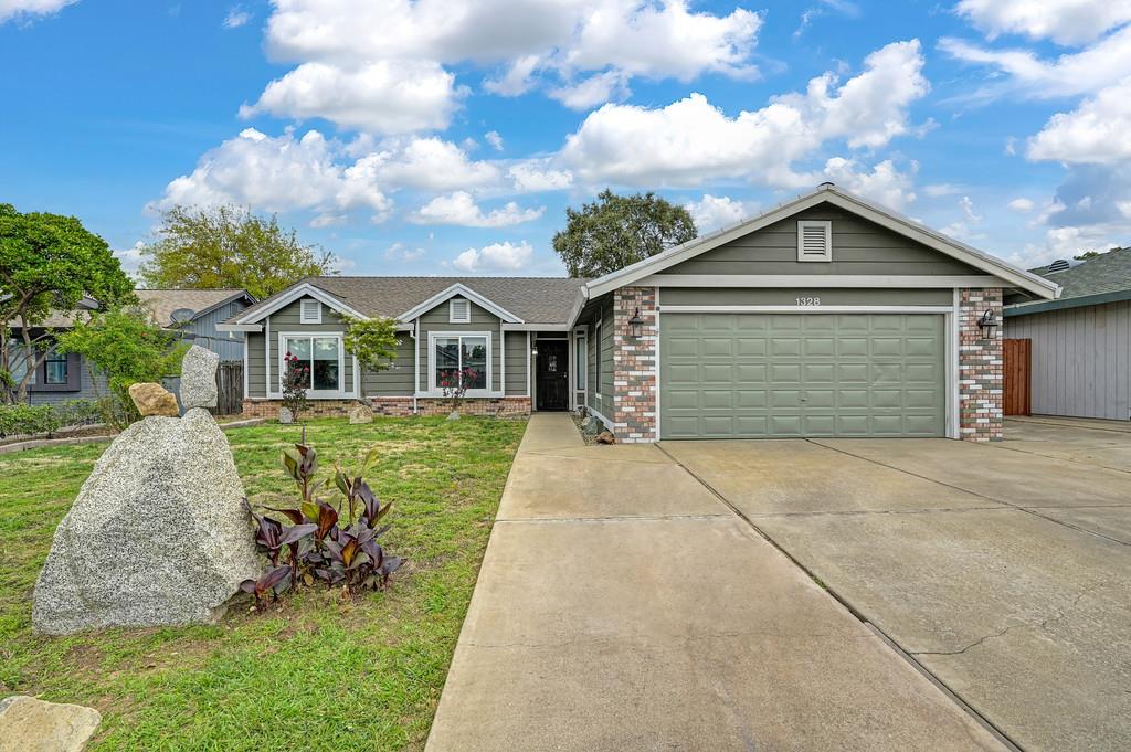 1328 Silver Spur Circle — photo