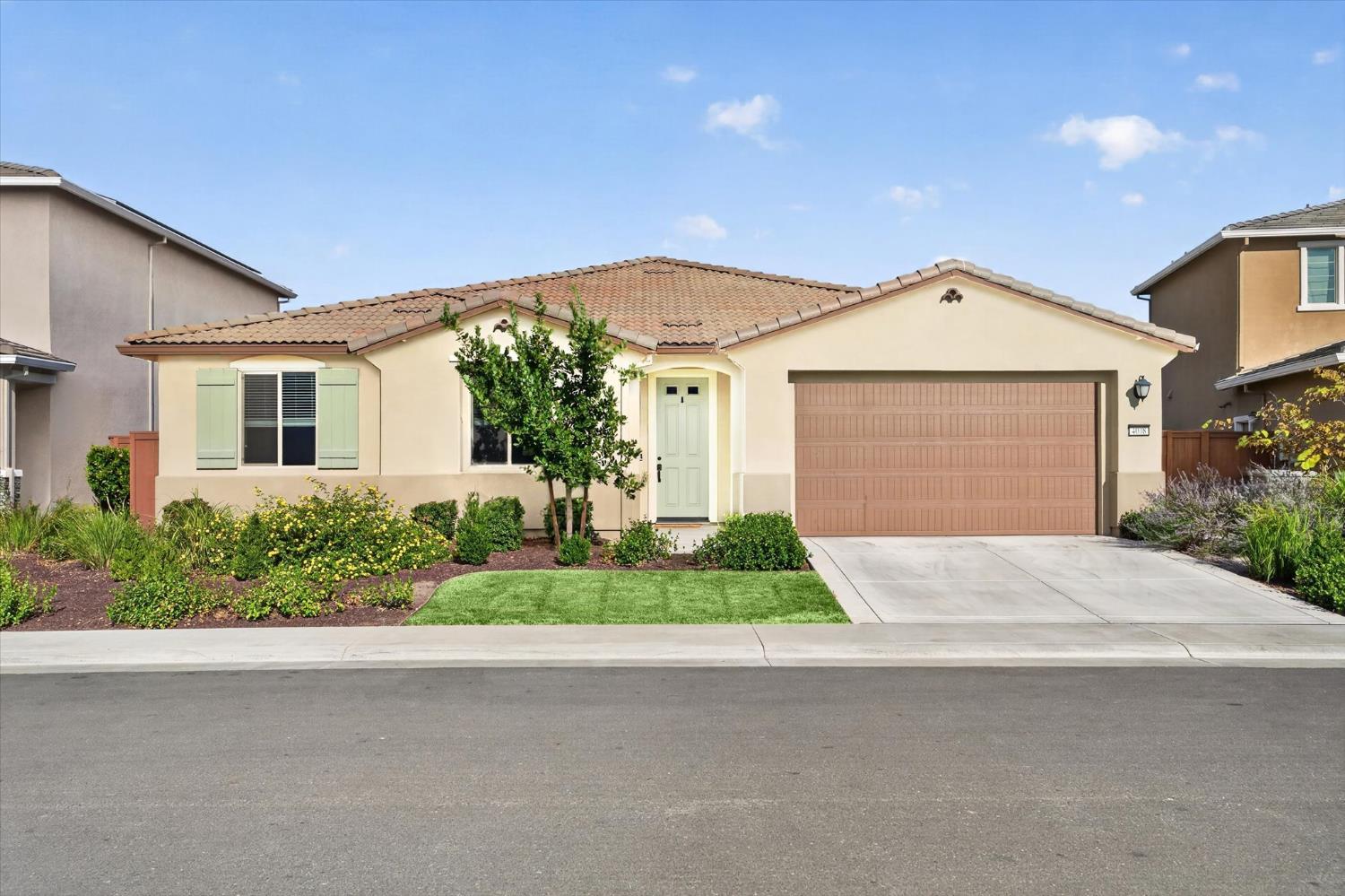 4008 Fairweather Way — photo