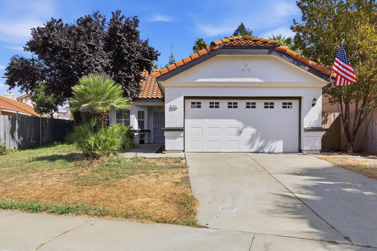 823 Claybury Court — photo