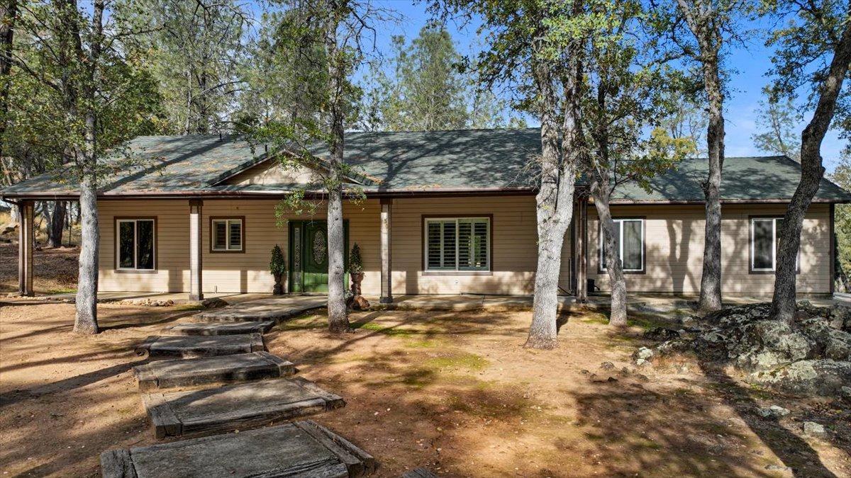 122-130 Ferrari Ranch Rd — photo