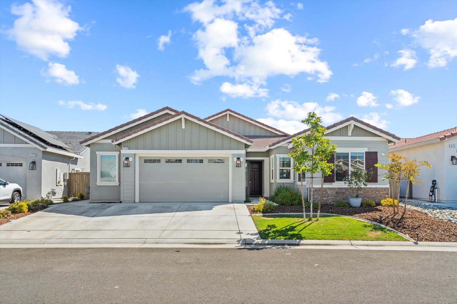 3120 Shasta Daisy Circle — photo
