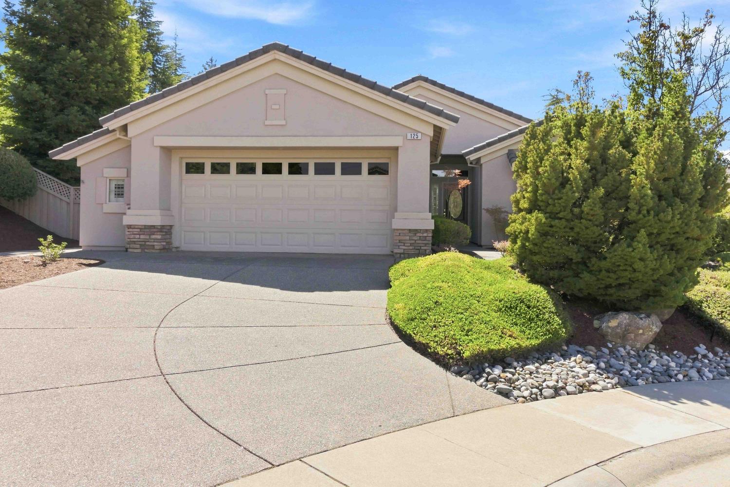 125 Prairie View Court — photo