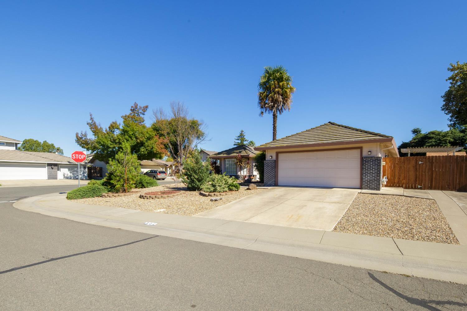 327 Shelduck Lane — photo