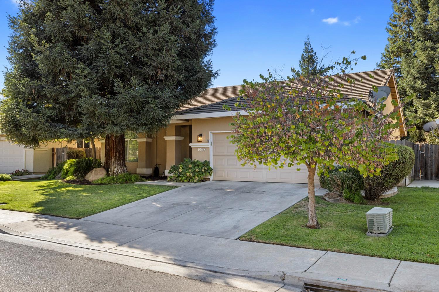 1068 Kiwi, Merced, CA 95340 — photo 2