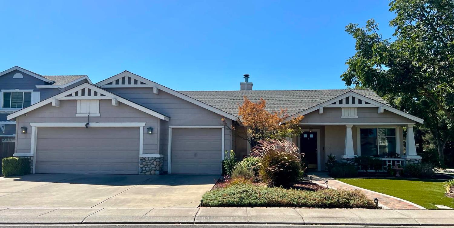 4113 N Keepsake Drive — photo
