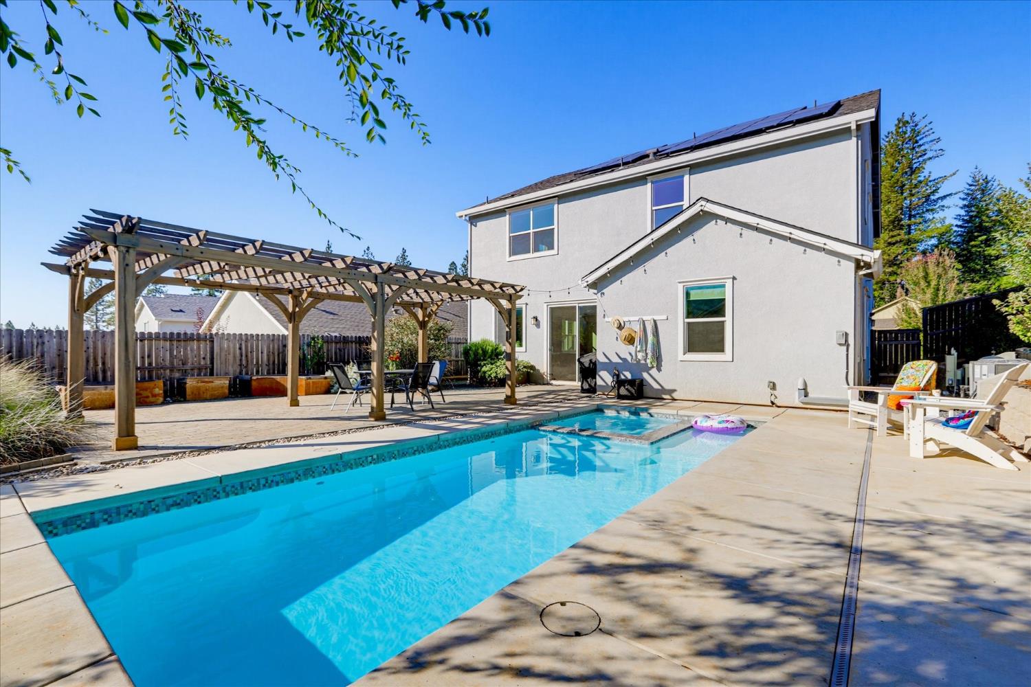 127 Berriman Loop, Grass Valley, CA 95945 — photo 2