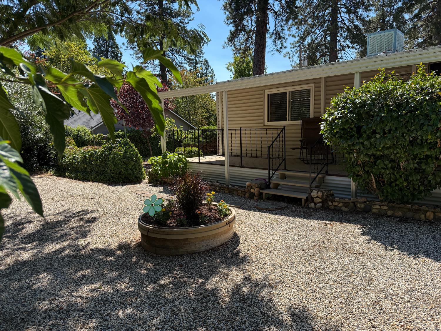 2 Primrose Lane — photo